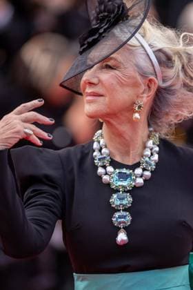 Cannes - Colours Of Time Red Carpet Helen Mirren attends the La Venue De L avenir (Colours Of Time) red carpet at the 78th annual Cannes Film Festival at Palais des Festivals on May 22, 2025 in Cannes, France. Photo by Shootpix ABACAPRESS.COM Cannes France  Copyright: xShootPix ABACAx