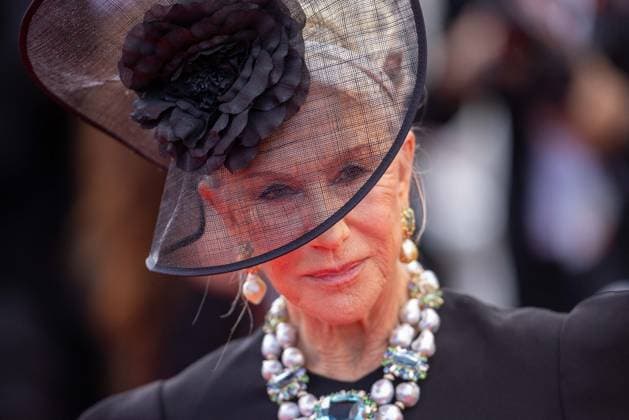 Bilder des Jahres 2025, Entertainment 05 Mai Entertainment Themen der Woche KW21 Entertainment Bilder des Tages Cannes - Colours Of Time Red Carpet Helen Mirren attends the La Venue De L avenir (Colours Of Time) red carpet at the 78th annual Cannes Film Festival at Palais des Festivals on May 22, 2025 in Cannes, France. Photo by Shootpix ABACAPRESS.COM Cannes France  Copyright: xShootPix ABACAx