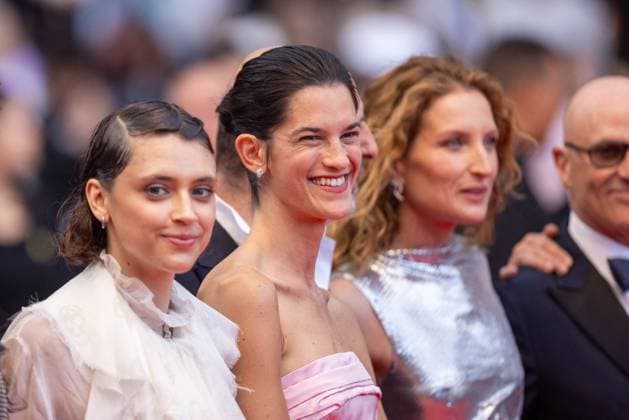 Cannes - Colours Of Time Red Carpet Suzanne Lindon attend the La Venue De L avenir (Colours Of Time) red carpet at the 78th annual Cannes Film Festival at Palais des Festivals on May 22, 2025 in Cannes, France. Photo by Shootpix ABACAPRESS.COM Cannes France  Copyright: xShootPix ABACAx