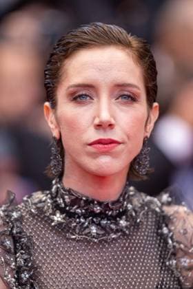 Cannes - Colours Of Time Red Carpet Sara Giraudeau attend the La Venue De L avenir (Colours Of Time) red carpet at the 78th annual Cannes Film Festival at Palais des Festivals on May 22, 2025 in Cannes, France. Photo by Shootpix ABACAPRESS.COM Cannes France  Copyright: xShootPix ABACAx