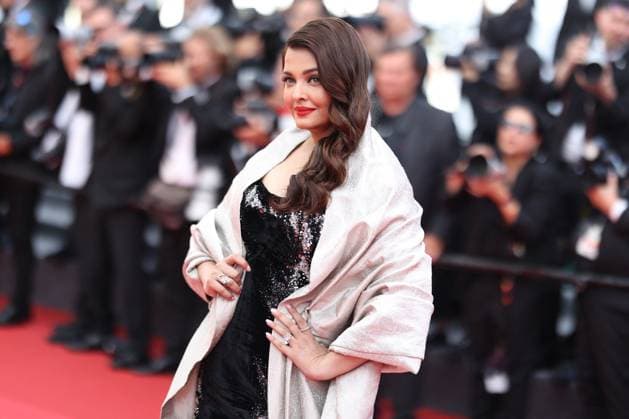 Cannes - La Venue de l Avenir Screening JD Aishwarya Rai attend the red carpet and screening ofLa Venue de l Avenir in Cannes, France, on May 22, 2025, as part of the Cannes Film Festival. Photo by Jerome Domine ABACAPRESS.COM Cannes France  Copyright: xDominexJerome ABACAx