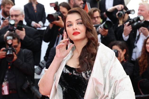 La Venue De L avenir (Colours Of Time) Red Carpet at the 78th Annual Cannes Film Festival Aishwarya Rai - La Venue De L avenir (Colours Of Time) Red Carpet at the 78th Annual Cannes Film Festival in Cannes, France on May 22, 2025.  Copyright: x Chassery+Courdjix