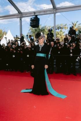 78eme Festival International du Film de Cannes Montée des marches du film La venue de lavenir 78th International Cannes Film Festival Red carpet for La venue de lavenir movie 444959 2025 05 22 Alpes Maritimes Cannes France Mirren, Helen  Copyright: xTerencexBaelenx STAR_444959_010