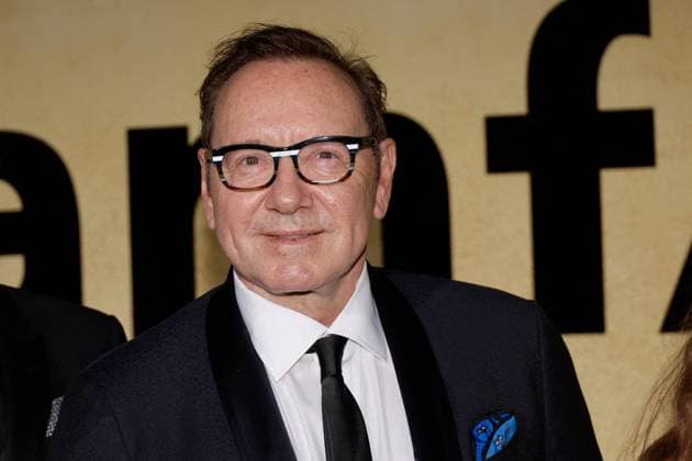 Photocall du gala AmFar 2025 by Chopard à lHôtel du Cap Eden Roc à Antibes Kevin Spacey au photocall du gala AmFar 2025 by Chopard à lHôtel du Cap Eden Roc à Antibes le 22 mai 2025 Moreau Jacovides Bestimage amfAR Gala Cannes 2025 presented by Chopard at Hotel du Cap Eden Roc on May 22, 2025 in Cap dAntibes, France Antibes France  Copyright: xJACOVIDES-MOREAUx xBESTIMAGExJACOVIDES-MOREAUx xBESTIMAGEx