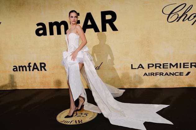 Photocall du gala AmFar 2025 by Chopard à lHôtel du Cap Eden Roc à Antibes Barbara Palvin au photocall du gala AmFar 2025 by Chopard à lHôtel du Cap Eden Roc à Antibes le 22 mai 2025 Moreau Jacovides Bestimage amfAR Gala Cannes 2025 presented by Chopard at Hotel du Cap Eden Roc on May 22, 2025 in Cap dAntibes, France Antibes France  Copyright: xJACOVIDES-MOREAUx xBESTIMAGExJACOVIDES-MOREAUx xBESTIMAGEx