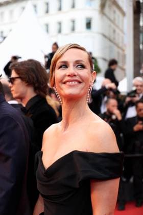 78eme Festival International du Film de Cannes Montée des marches du film La venue de lavenir 78th International Cannes Film Festival Red carpet for La venue de lavenir movie 444961 2025 05 22 France From France, Cécile  Copyright: xIvankaxVoisinx xStarfacex STAR_444961_046