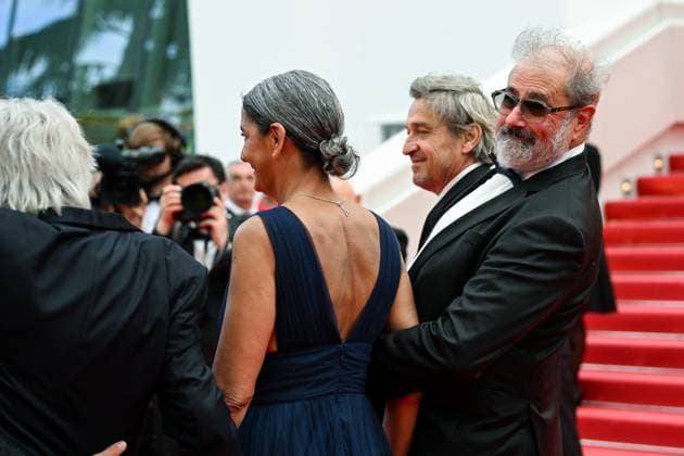 78eme Festival International du Film de Cannes Montée des marches du film La venue de lavenir 78th International Cannes Film Festival Red Carpet of La venue de lavenir movie Festival de Cannes 2025 red carpet La Venue de lAvenir 444963 2025 05 22 Cannes France  Copyright: xLionelxGuericolas MPPx STAR_444963_097