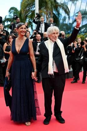 78eme Festival International du Film de Cannes Montée des marches du film La venue de lavenir 78th International Cannes Film Festival Red Carpet of La venue de lavenir movie Festival de Cannes 2025 red carpet La Venue de lAvenir Ceyla Lacerda, Pierre Richard 444963 2025 05 22 Cannes France  Copyright: xLionelxGuericolas MPPx STAR_444963_102