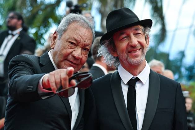 78eme Festival International du Film de Cannes Montée des marches du film La venue de lavenir 78th International Cannes Film Festival Red Carpet of La venue de lavenir movie Festival de Cannes 2025 red carpet La Venue de lAvenir Tony Gatlif, Arthur H 444963 2025 05 22 Cannes France  Copyright: xLionelxGuericolas MPPx STAR_444963_111