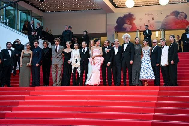 78eme Festival International du Film de Cannes Montée des marches du film La venue de lavenir 78th International Cannes Film Festival Red Carpet of La venue de lavenir movie Festival de Cannes 2025 red carpet La Venue de lAvenir 444963 2025 05 22 Cannes France  Copyright: xLionelxGuericolas MPPx STAR_444963_138