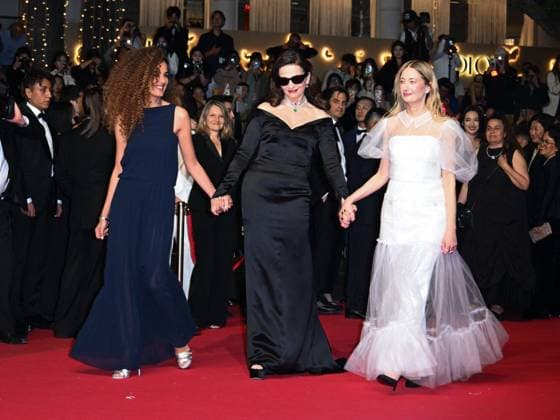 Internationale Filmfestspiele von Cannes, Kuang Ye Shi Dai - Resurrection Premiere Cannes, 78th Cannes Film Festival 2025 - Evening 10, Red Carpet Resurrection (Resurrection) . Cannes, 78th Cannes Film Festival 2025 - Evening 10, Red Carpet Resurrection (Resurrection) . Pictured: Leïla Slimani, Juliette Binoche, Alba Rohrwacher Cannes  Copyright: xIPA ABACAx