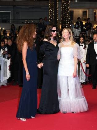 Internationale Filmfestspiele von Cannes, Kuang Ye Shi Dai - Resurrection Premiere Cannes, 78th Cannes Film Festival 2025 - Evening 10, Red Carpet Resurrection (Resurrection) . Cannes, 78th Cannes Film Festival 2025 - Evening 10, Red Carpet Resurrection (Resurrection) . Pictured: Leïla Slimani, Juliette Binoche, Alba Rohrwacher Cannes  Copyright: xIPA ABACAx