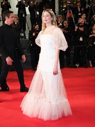 Internationale Filmfestspiele von Cannes, Kuang Ye Shi Dai - Resurrection Premiere Cannes, 78th Cannes Film Festival 2025 - Evening 10, Red Carpet Resurrection (Resurrection) . Cannes, 78th Cannes Film Festival 2025 - Evening 10, Red Carpet Resurrection (Resurrection) . Pictured: Alba Rohrwacher Cannes  Copyright: xIPA ABACAx