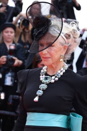 78eme Festival International du Film de Cannes Montée des marches du film La venue de lavenir 78th Cannes Film Festival Red carpet of the film La venue de lavenir Helen Mirren 444965 2025 05 22 Cannes France  Copyright: xIsabellexVautierx xStarfacex STAR_444965_019