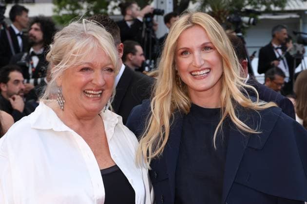 78eme Festival International du Film de Cannes Montée des marches du film La venue de lavenir 78th Cannes Film Festival Red carpet of the film La venue de lavenir Charlotte de Turckheim and her daughter Johanna Piaton 444965 2025 05 22 Cannes France  Copyright: xIsabellexVautierx xStarfacex STAR_444965_061