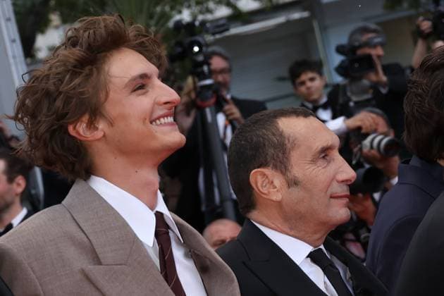 78eme Festival International du Film de Cannes Montée des marches du film La venue de lavenir 78th Cannes Film Festival Red carpet of the film La venue de lavenir Vassili Schneider and Zinedine Soualem 444965 2025 05 22 Cannes France  Copyright: xIsabellexVautierx xStarfacex STAR_444965_078