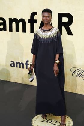 amfAR Gala Cannes 2025 Debra Shaw at the amfAR Gala Cannes 2025 presented by Chopard at Hotel du Cap-Eden-Roc on May 22, 2025 in Cap d Antibes, France. CAP GOL GOL Cap d Antibes CÃ te d Azur France Copyright: xRickxGold CapitalxPicturesx