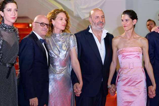 Cannes Colours Of Time Red Carpet NG Festival Director Thierry Fremaux, Gustave de Kervern, Louis-Do de Lencquesaing, Timi-Joy Marbot, Pierre Richard, Ceyla Lacerda, Frederic Niedermayer and Mayor of Cannes David Lisnard of ‘L’Homme Qui A Vu L Ours Qui A Vu L Homme’ leaving the ‘La Venue De L avenir (Colours Of Time)’ Screening and Red Carpet at Palais Des Festivals in Cannes, France on May 22 2025 as part of the 78th Cannes Film Festival. Photo by Nicolas Genin ABACAPRESS.COM Cannes France  Copyright: xGeninxNicolas ABACAx