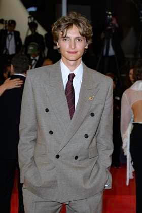 Cannes Colours Of Time Red Carpet NG Vassili Schneider leaving the ‘La Venue De L avenir (Colours Of Time)’ Screening and Red Carpet at Palais Des Festivals in Cannes, France on May 22 2025 as part of the 78th Cannes Film Festival. Photo by Nicolas Genin ABACAPRESS.COM Cannes France  Copyright: xGeninxNicolas ABACAx