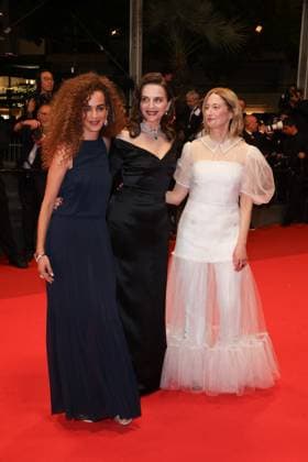 Internationale Filmfestspiele von Cannes, Kuang Ye Shi Dai - Resurrection Premiere J Montée des marches du film Résurrection lors du 78ème Festival International du Film de Cannes Leïla Slimani, Juliette Binoche, Alba Rohrwacher Montée des marches du film Résurrection lors du 78ème Festival International du Film de Cannes, au Palais des Festivals à Cannes Le 22 mai 2025 Jacovides Moreau Bestimage Red carpet for the movie Resurrection during the 78th Cannes International Film Festival at the Palais des Festivals in Cannes, France On may 22th 2025 Cannes France  Copyright: xJACOVIDES-MOREAUx xBESTIMAGExJACOVIDES-MOREAUx xBESTIMAGEx