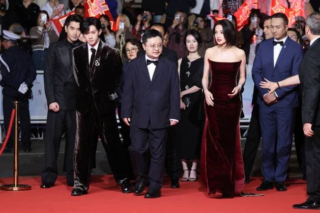 Internationale Filmfestspiele von Cannes, Kuang Ye Shi Dai - Resurrection Premiere J Montée des marches du film Résurrection lors du 78ème Festival International du Film de Cannes Mark Chao, Jackson Yee, Gan Bi, Shu Qi, Yongzhong Chen Montée des marches du film Résurrection lors du 78ème Festival International du Film de Cannes, au Palais des Festivals à Cannes Le 22 mai 2025 Jacovides Moreau Bestimage Red carpet for the movie Resurrection during the 78th Cannes International Film Festival at the Palais des Festivals in Cannes, France On may 22th 2025 Cannes France  Copyright: xJACOVIDES-MOREAUx xBESTIMAGExJACOVIDES-MOREAUx xBESTIMAGEx