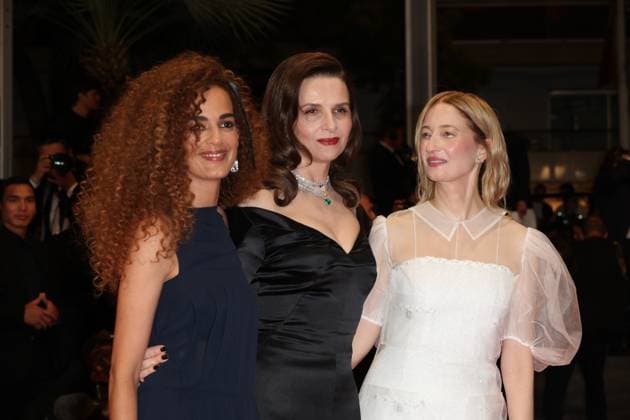 Internationale Filmfestspiele von Cannes, Kuang Ye Shi Dai - Resurrection Premiere Resurrection (RÃ surrection) Red Carpet at the 78th Annual Cannes Film Festival Alba Rohrwacher, Juliette Binoche and LeÃ¯la Slimani - Resurrection (RÃ surrection) Red Carpet at the 78th Annual Cannes Film Festival in Cannes, France on May 22, 2025.  Copyright: x Chassery+Courdjix