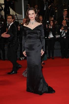 Internationale Filmfestspiele von Cannes, Kuang Ye Shi Dai - Resurrection Premiere Resurrection (RÃ surrection) Red Carpet at the 78th Annual Cannes Film Festival Juliette Binoche - Resurrection (RÃ surrection) Red Carpet at the 78th Annual Cannes Film Festival in Cannes, France on May 22, 2025.  Copyright: x Chassery+Courdjix