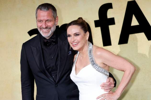 Peter Herman with his wife Mariska Hargitay at the 31 amfAR Gala Cannes as part of the Festival de Cannes 2025 78 Cannes International Film Festival at the Hôtel du Cap Eden Roc Antibes, 22 05 2025 Foto:xD.xBedrosianx xFuturexImagex amfar_5628