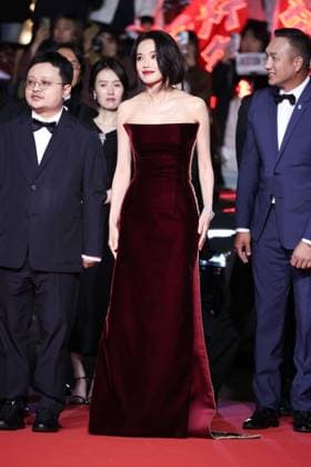 Internationale Filmfestspiele von Cannes, Kuang Ye Shi Dai - Resurrection Premiere Resurrection (RÃ surrection) Red Carpet at the 78th Annual Cannes Film Festival Shu Qi - Resurrection (RÃ surrection) Red Carpet at the 78th Annual Cannes Film Festival in Cannes, France on May 22, 2025.  Copyright: x Chassery+Courdjix