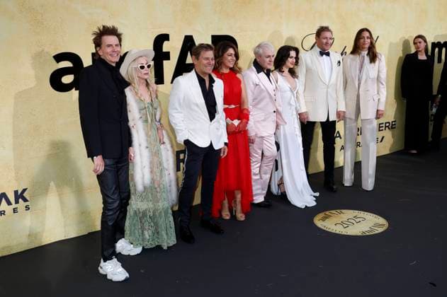 John Taylor, Gela Nash, Roger Taylor, Gisella Bernales, Nick Rhodes, Alexandra Stama, Simon Le Bon and Yasmin Le Bon at the 31 amfAR Gala Cannes as part of the Festival de Cannes 2025 78 Cannes International Film Festival at the Hô tel du Cap Eden Roc Antibes, 22 05 2025 Foto:xD.xBedrosianx xFuturexImagex amfar_5648