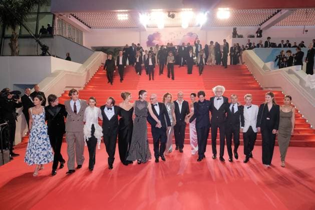 78eme Festival International du Film de Cannes Red carpet for La venue de lavenir 78th International Cannes Film Festival Red carpet for La venue de lavenir movie 444967 2025 05 22 France Schneider, Aliocha Macaigne, Vincent Wapler, Abraham Klapisch, Cédric De France, Cécile Lindon, Suzanne Giraudeau, Sara Soualem, Zinedine Kircher, Paul Schneider, Vassili Amigorena, Santiago Copyright: xFranckxBoutonnetx xStarfacex STAR_444967_001