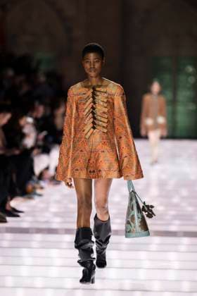 Louis Vuitton Cruise 2026 Runway - Avignon A model walks the runway during the Louis Vuitton Cruise 2026 fashion show at Palais des Papes ( Palace of the Popes ), in Avignon, France on May 22, 2025. Photo by Eliot Blondet ABACAPRESS.COM Avignon France France  Copyright: xBlondetxEliot ABACAx