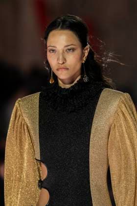 Louis Vuitton Cruise 2026 Runway - Avignon A model walks the runway during the Louis Vuitton Cruise 2026 fashion show at Palais des Papes ( Palace of the Popes ), in Avignon, France on May 22, 2025. Photo by Eliot Blondet ABACAPRESS.COM Avignon France France  Copyright: xBlondetxEliot ABACAx