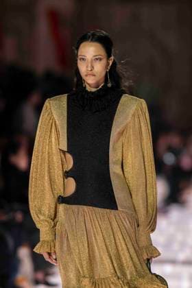 Louis Vuitton Cruise 2026 Runway - Avignon A model walks the runway during the Louis Vuitton Cruise 2026 fashion show at Palais des Papes ( Palace of the Popes ), in Avignon, France on May 22, 2025. Photo by Eliot Blondet ABACAPRESS.COM Avignon France France  Copyright: xBlondetxEliot ABACAx