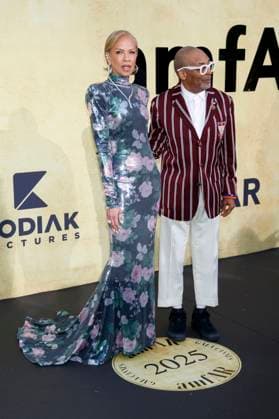 Spike Lee with wife Tonya Lewis Lee at the 31 amfAR Gala Cannes as part of the Festival de Cannes 2025 78 Cannes International Film Festival at the Hôtel du Cap Eden Roc Antibes, 22 05 2025 Foto:xD.xBedrosianx xFuturexImagex amfar_5787