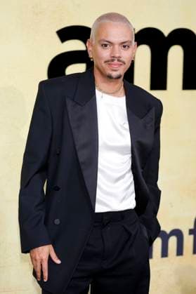 Evan Ross at the 31 amfAR Gala Cannes as part of the Festival de Cannes 2025 78 Cannes International Film Festival at the Hôtel du Cap Eden Roc Antibes, 22 05 2025 Foto:xD.xBedrosianx xFuturexImagex amfar_5840