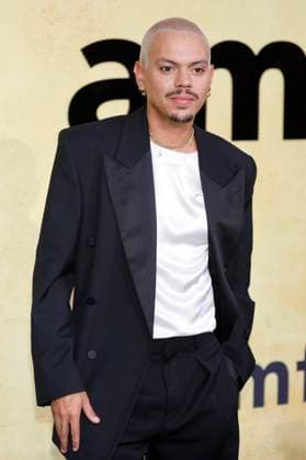 Evan Ross at the 31 amfAR Gala Cannes as part of the Festival de Cannes 2025 78 Cannes International Film Festival at the Hôtel du Cap Eden Roc Antibes, 22 05 2025 Foto:xD.xBedrosianx xFuturexImagex amfar_5843