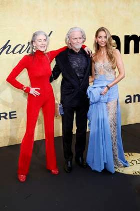 Anna Hiltrop, Hermann Bühlbecker and Eveline Hall at the 31 amfAR Gala Cannes as part of the Festival de Cannes 2025 78 Cannes International Film Festival at the HÃ tel du Cap Eden Roc Antibes, 22 05 2025 Foto:xD.xBedrosianx xFuturexImagex amfar_5904