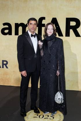 Festival de Cannes amfAR Gala Jeremy Rytky and Andrea Riseborough at the amfAR Gala during the 78 Cannes Film Festival at the Hotel du Cap Eden Roc in Antibes Copyright: xEventpressxKochanx