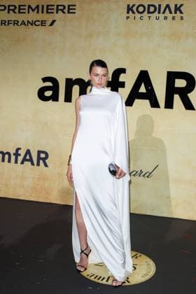 Festival de Cannes amfAR Gala Georgia Fowler at the amfAR Gala during the 78 Cannes Film Festival at the Hotel du Cap Eden Roc in Antibes Copyright: xEventpressxKochanx