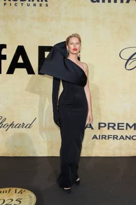 Festival de Cannes amfAR Gala Karolina Kurkova at the amfAR Gala during the 78 Cannes Film Festival at the Hotel du Cap Eden Roc in Antibes Copyright: xEventpressxKochanx