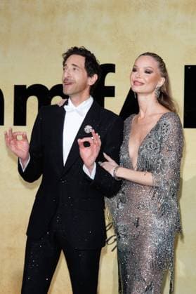Festival de Cannes amfAR Gala Adrien Brody and Georgina Chapman at the amfAR Gala during the 78 Cannes Film Festival at the Hotel du Cap Eden Roc in Antibes Copyright: xEventpressxKochanx