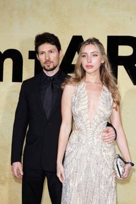 Festival de Cannes amfAR Gala Pavel Durov and Yulia Vavilova at the amfAR Gala during the 78 Cannes Film Festival at the Hotel du Cap Eden Roc in Antibes Copyright: xEventpressxKochanx