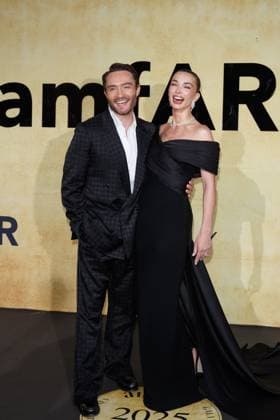 Festival de Cannes amfAR Gala Ed Westwick and Amy Jackson at the amfAR Gala during the 78 Cannes Film Festival at the Hotel du Cap Eden Roc in Antibes Copyright: xEventpressxKochanx