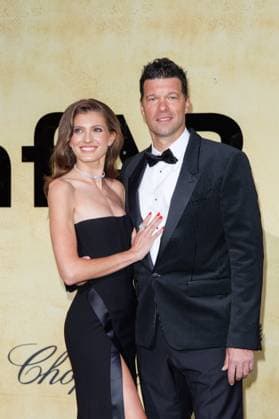 Festival de Cannes amfAR Gala Sophia Schneiderhan and Michael Ballack at the amfAR Gala during the 78 Cannes Film Festival at the Hotel du Cap Eden Roc in Antibes Copyright: xEventpressxKochanx