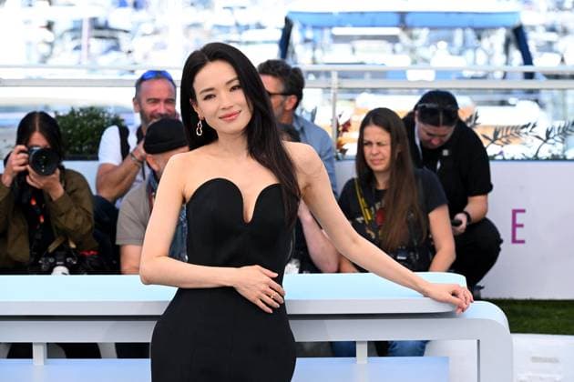 Internationale Filmfestspiele von Cannes, Kuang Ye Shi Dai - Resurrection Photocall Cannes Film Festival 2025 Cannes, 13-24 May 2025 78th Cannes Film Festival. Photocall film: Resurrection In the photo: Shu Qi Cannes France  Copyright: xIPA ABACAx