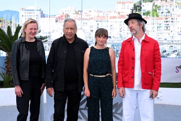 Cannes, France: Cannes, May 13-24, 2025 78th Cannes Film Festival. Photocall film: Ange In the photo: Tony Gatlif, Arthur H, Suzanne Aubert, Delphine Mantoulet Cannes France  - ZUMAp169 20250523_zea_p169_076 Copyright: xTerenghi Fotostorex