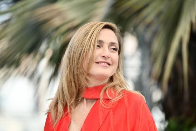 CINEMA : 78eme Festival de Cannes - Photocall - 23 05 2025 CANNES, FRANCE : Julie GAYET lors du photocall du JURY DE L™OEIL D™OR au 78eme Festival de Cannes au Palais des Festivals le 23 mai 2025 Ã Cannes, France. CannesFrance  Copyright: xValentinaxClaretx