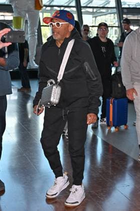 Cannes Spike Lee At Nice Airport JR Spike Lee arriving at Nice airport ahead 78th Cannes Film Festival in Nice, France on May, 23, 2025. Photo by Julien Reynaud APS-Medias ABACAPRESS.COM Nice France  Copyright: xReynaudxJulien APS-Medias ABACAx