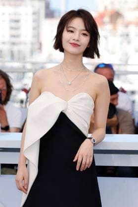 Li Gengxi Teresa Li at the photocall for the feature film Kuang ye shi dai Resurrection at the Festival de Cannes 2025 78 Cannes International Film Festival at the Palais des Festivals Cannes, 23 05 2025 Foto:xD.xBedrosianx xFuturexImagex resurrection_5526